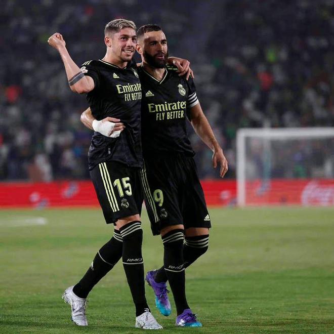 登录入口-欧冠赛后再迎强敌；莱比锡回应争议；主帅态度——更衣室稳定；训练强度明显提升的简单介绍